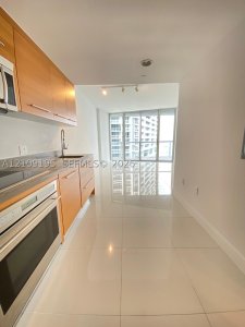 Aluguel de apartamento no Icon Brickell Tower II 4408