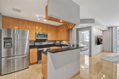 Aluguel de apartamento no Courts Brickell Key 808