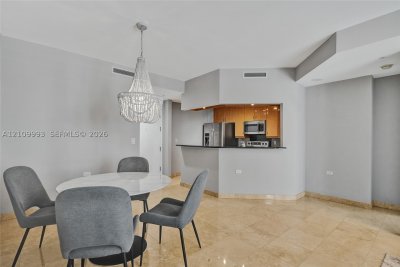 Aluguel de apartamento no Courts Brickell Key 808
