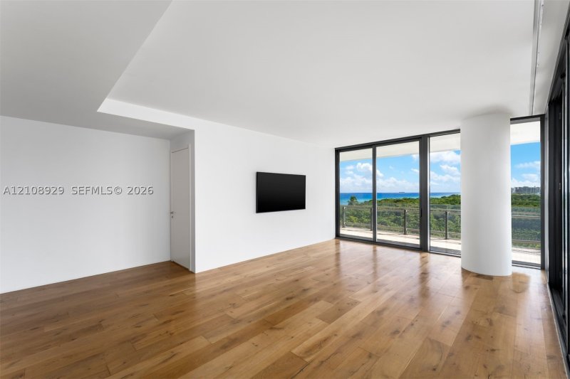 Apartment for rent at Eighty Seven Park 606