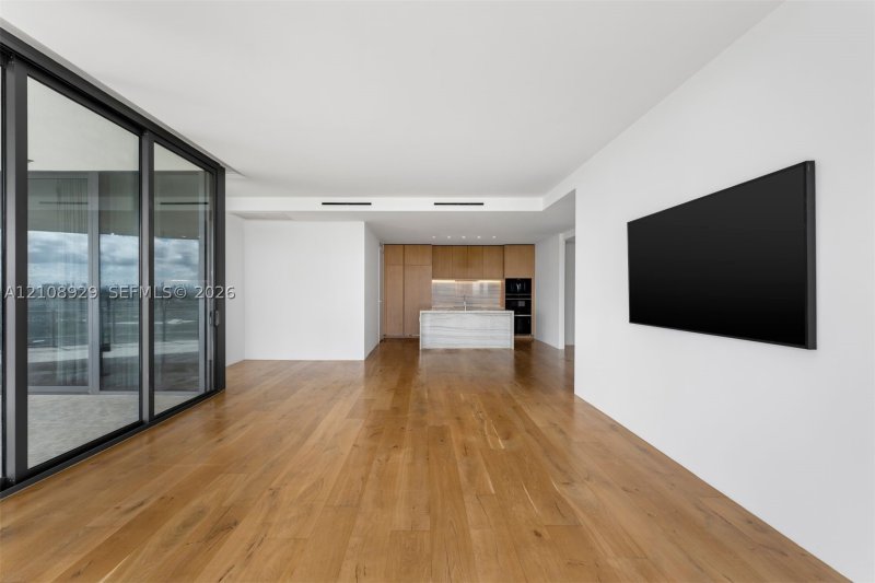 Apartment for rent at Eighty Seven Park 606