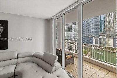 Comprar apartamento en Courts Brickell Key 2006