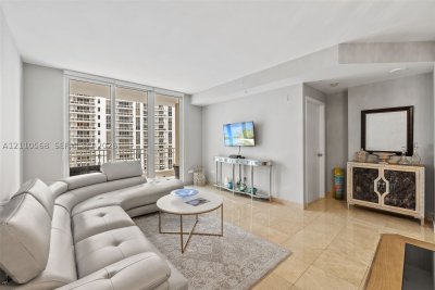 Comprar apartamento en Courts Brickell Key 2006