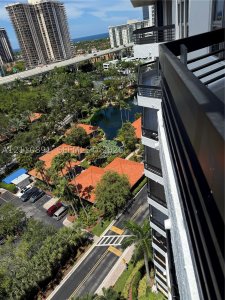 Comprar apartamento no Mystic Pointe 300 1611