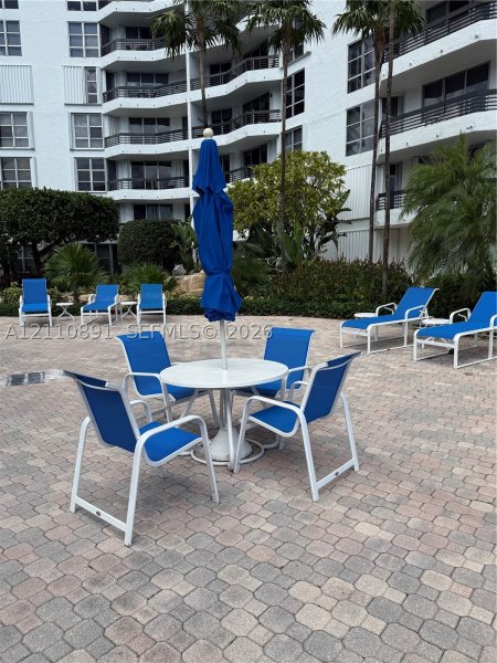Comprar apartamento no Mystic Pointe 300 1611