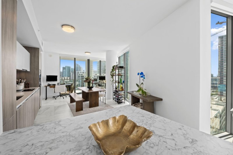 Comprar apartamento en Biscayne Beach 1909