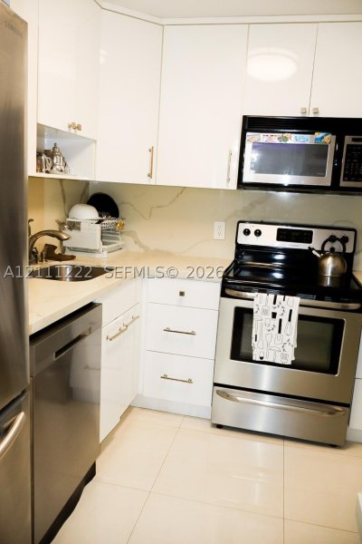 Property photo # 9