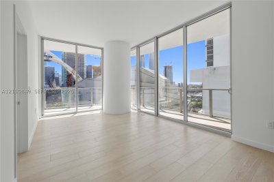Alquiler de apartamento en Casa Bella 1402