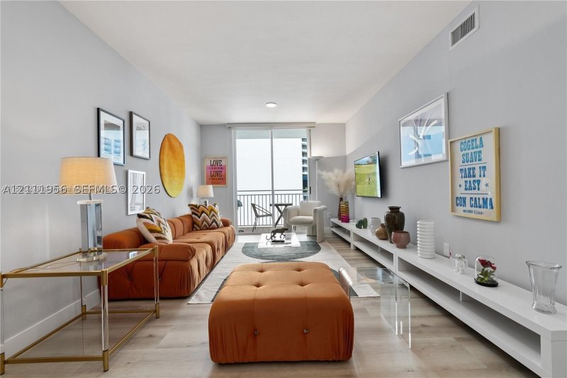 Property photo # 4