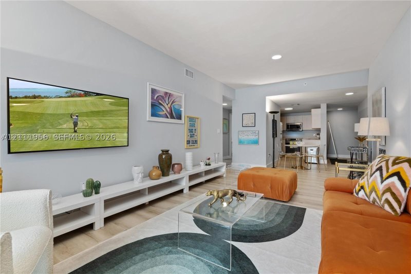 Property photo # 2