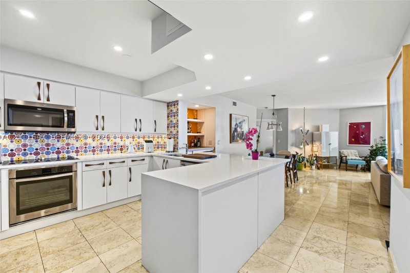 Condo for sale at The Mirage 4J