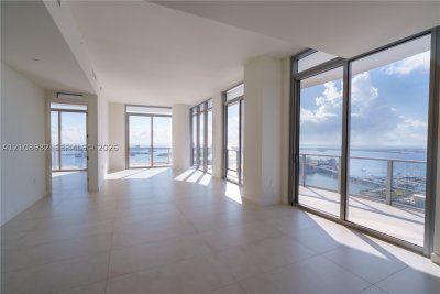Comprar apartamento en Casa Bella #PH5202