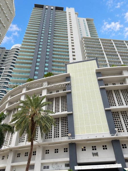 Condo for sale at Vue at Brickell 1104