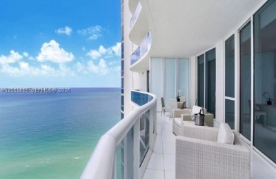 Comprar apartamento en Trump Tower Three 4102