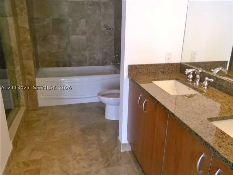 Condo for sale at Aston Martin Residences 2710