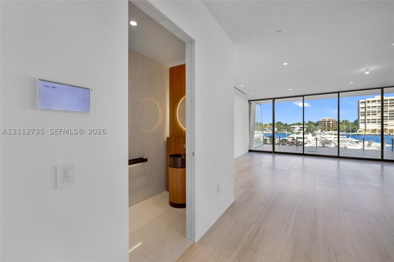 Comprar apartamento no Vita at Grove Isle S203