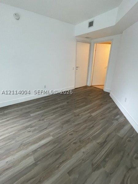 Apartment for rent at Brickell House Condo 1000