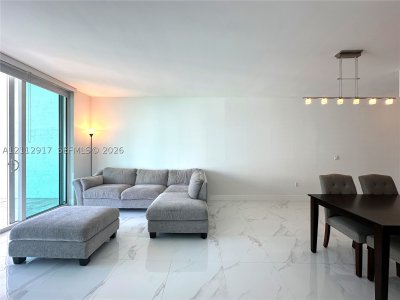 Alquiler de apartamento en The Plaza Tower II 2601