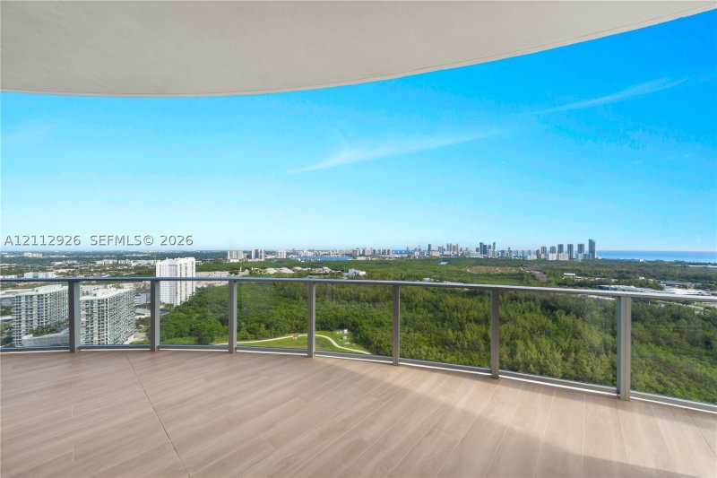 Condo for sale at One Park Tower by Turnberry 3211
