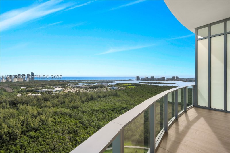 Condo for sale at One Park Tower by Turnberry 3211