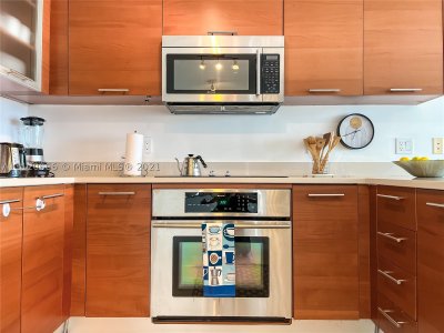 Aluguel de apartamento no Midtown Midblock 708