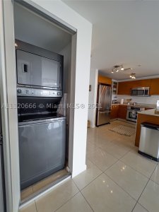 Aluguel de apartamento no Midtown Midblock 708