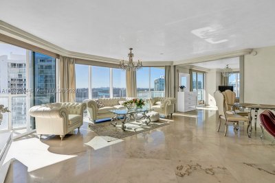 Alquiler de apartamento en La Perla 2508
