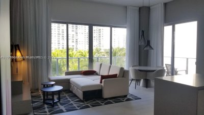 Hyde Beach House Apt #R301