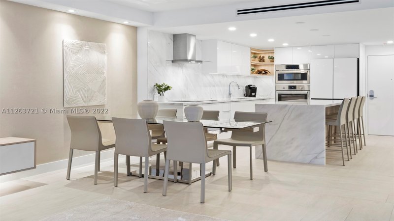 Alquiler de apartamento en Roney Palace 641