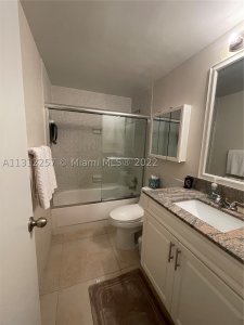 Aluguel de apartamento no Alexander Towers 108