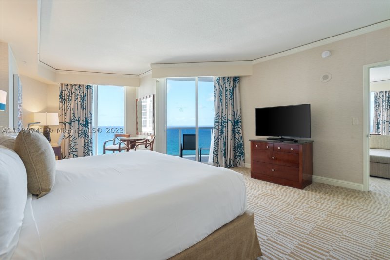 Condo for sale at Trump International Sonesta Beach Resort 2009