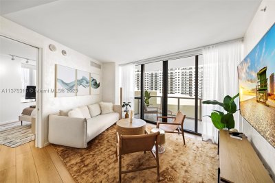 W Hotel & Residences Apt #811