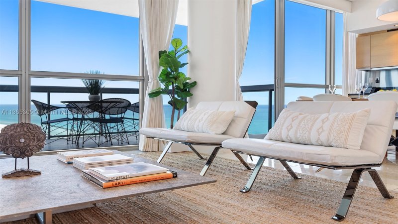 Apartment for rent at Setai 3903