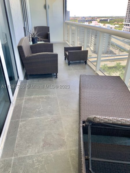 Alquiler de apartamento en Beach Club Two 1610