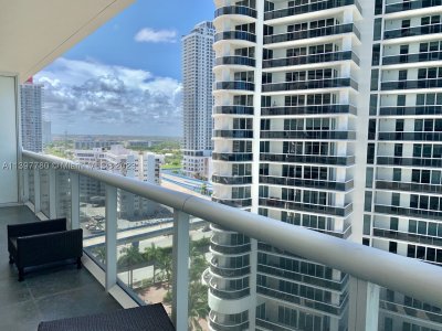 Aluguel de apartamento no Beach Club Two 1610