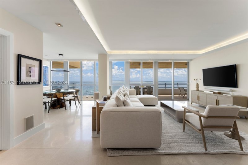 Alquiler de apartamento en Hilton Bentley 907