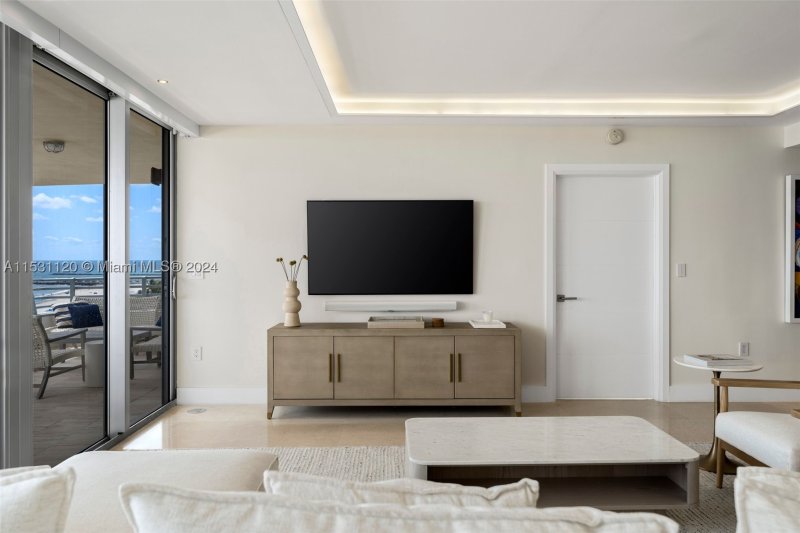 Alquiler de apartamento en Hilton Bentley 907