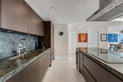 Alquiler de apartamento en Hilton Bentley 907