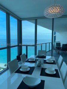 Aluguel de apartamento no Ocean Palms 2003