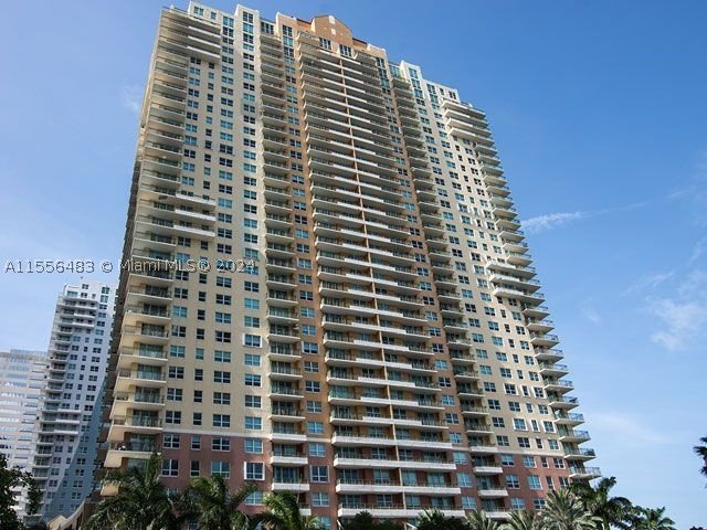 Condo for sale at Mark on Brickell 2805