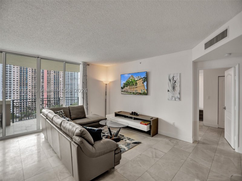 Alquiler de apartamento en King David 1101