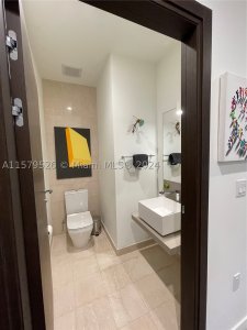 Comprar apartamento en Brickell Flatiron 1811