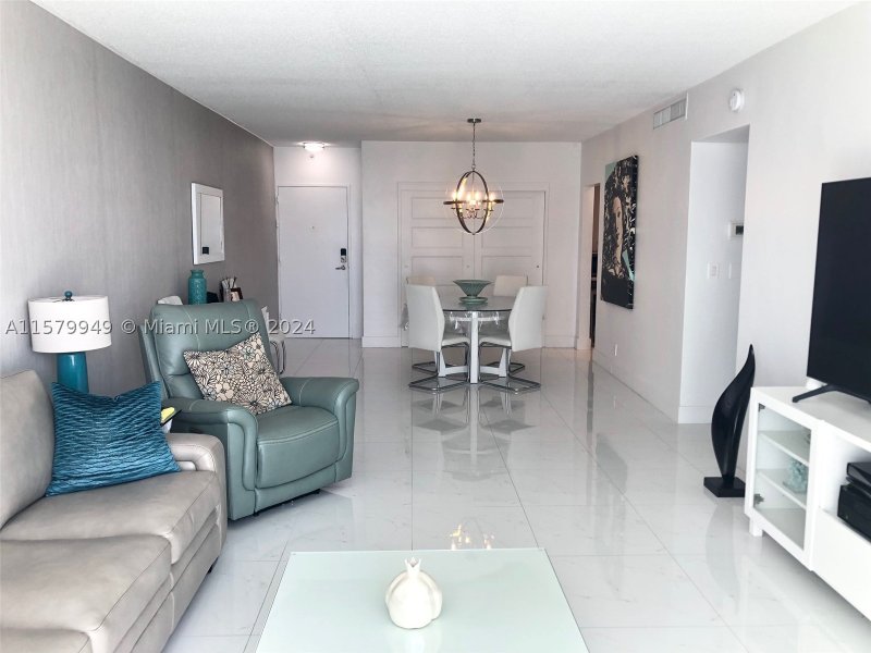 Apartment for rent at Tides Hollywood Beach 14M