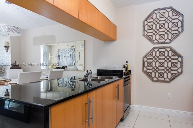 Aluguel de apartamento no Opera Tower 3512