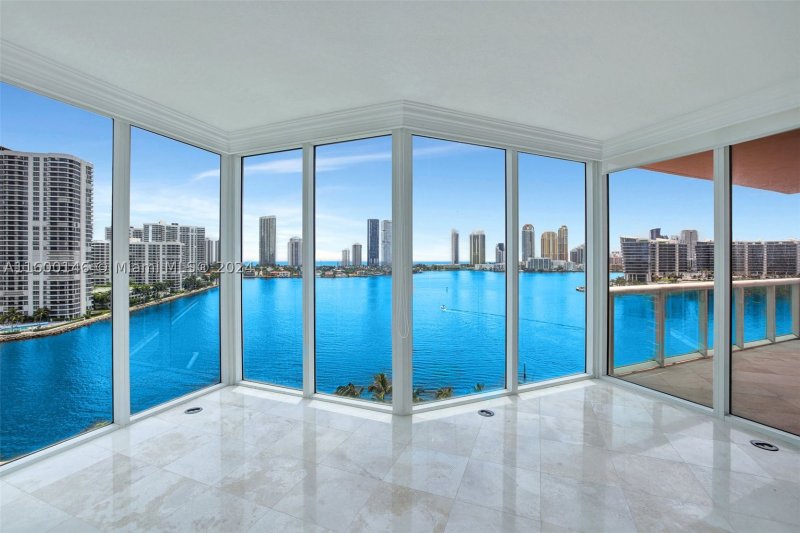 Condo for sale at Hidden Bay 1208