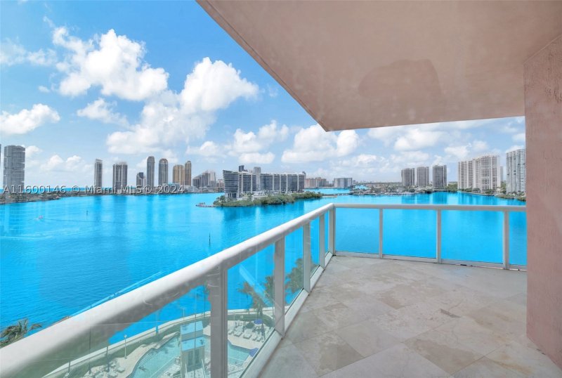 Condo for sale at Hidden Bay 1208