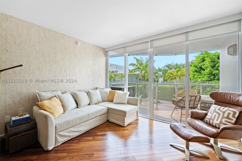 Condo for sale at Artepark North 206