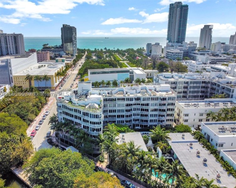 Condo for sale at Artepark North 206