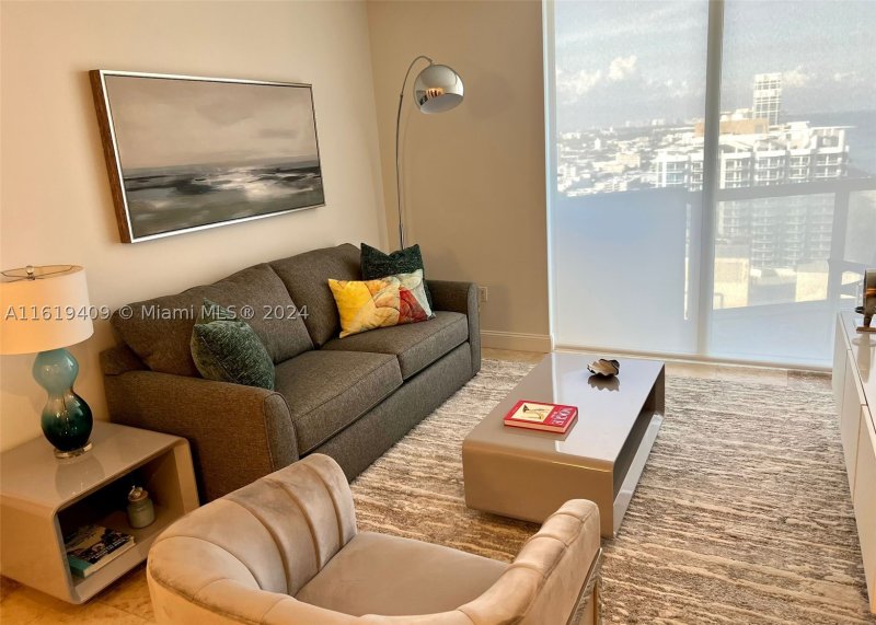 Apartment for rent at Akoya 2610