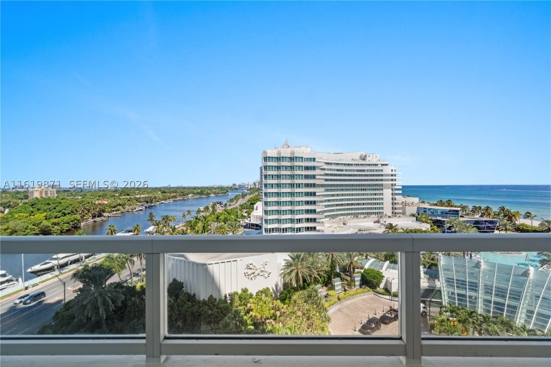 Comprar apartamento no Fontainebleau II 1007